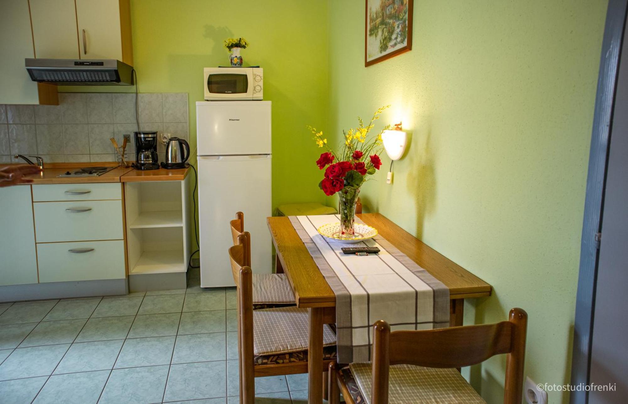 Guesthouse Marija Lopar Exterior photo